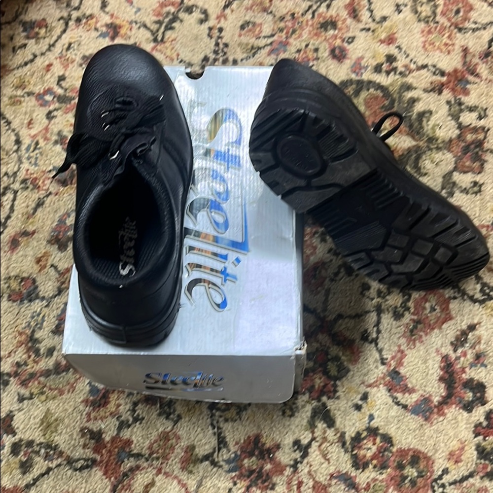 Black Steelite Work Shoes